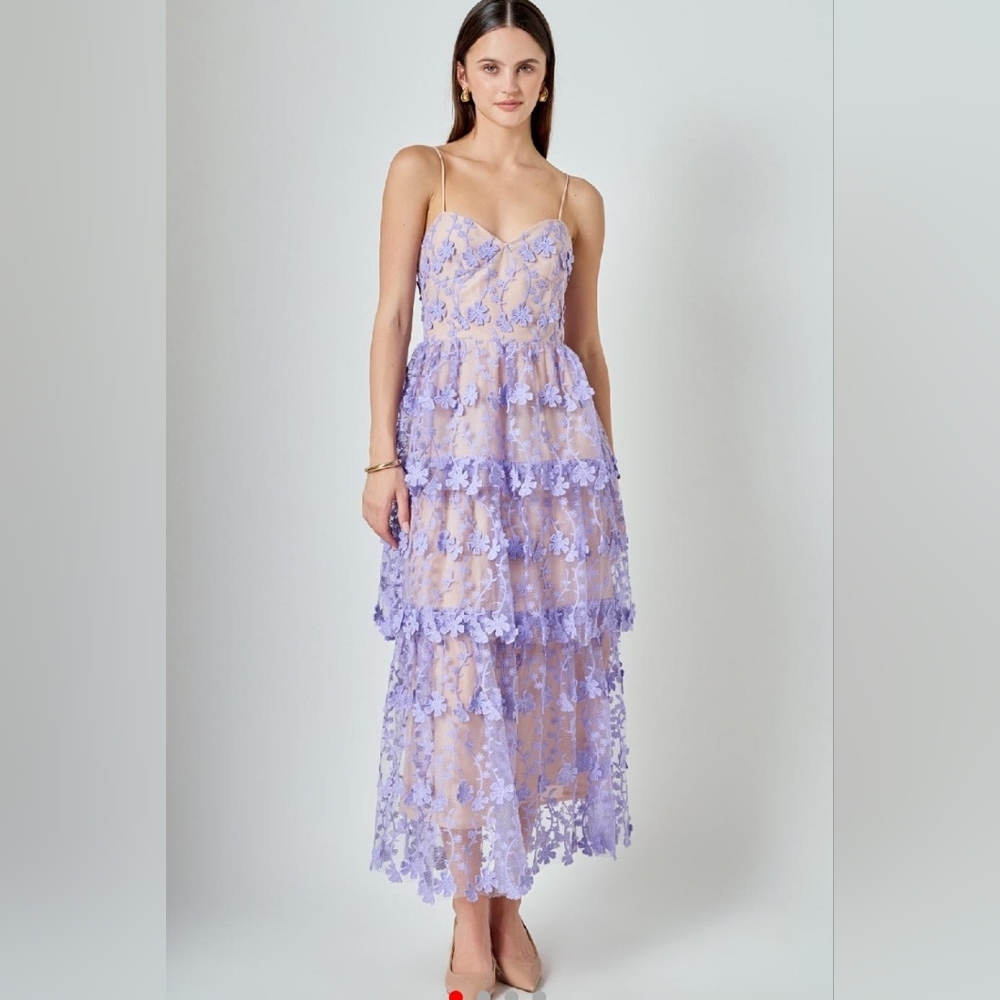NWT ENDLESS ROSE Elegant Lavender Lace Tiered Dress